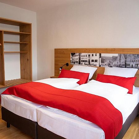 Altstadthotel Brauereigasthof Winkler Berching Bagian luar foto