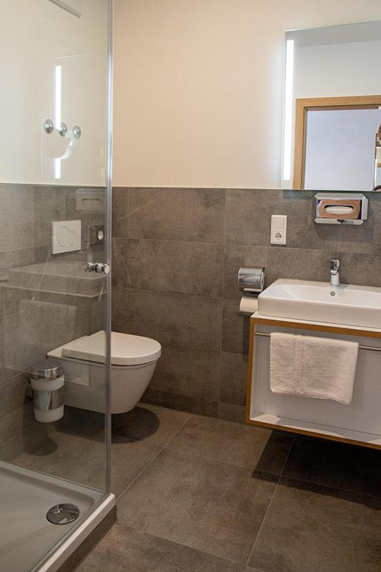 Altstadthotel Brauereigasthof Winkler Berching Bagian luar foto