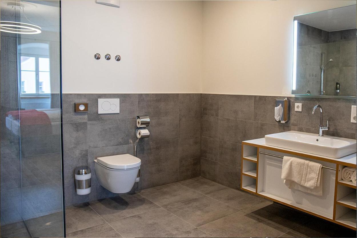 Altstadthotel Brauereigasthof Winkler Berching Bagian luar foto