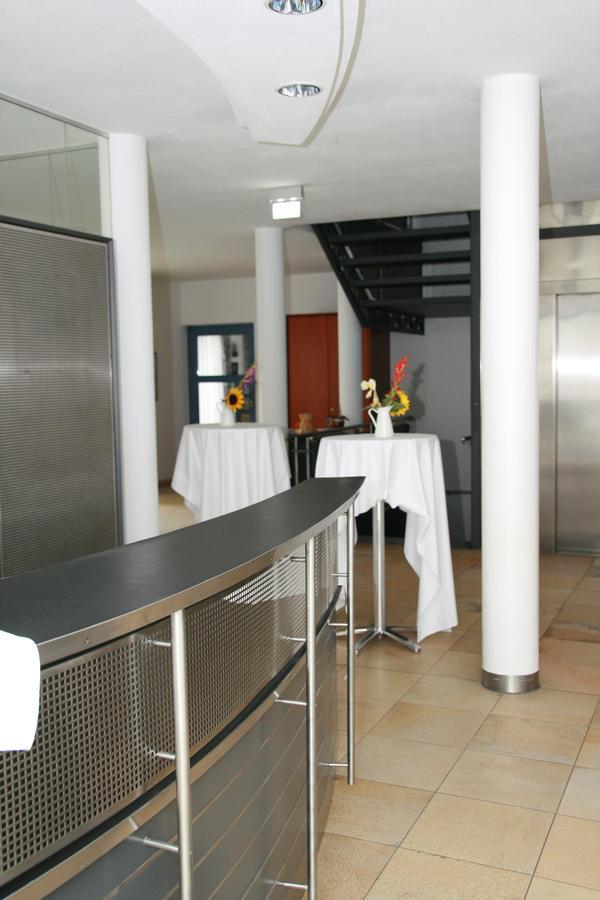 Altstadthotel Brauereigasthof Winkler Berching Bagian luar foto